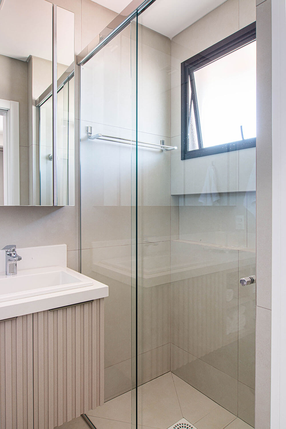 BOX-PARA-BANHEIROS-CRIS-META-3